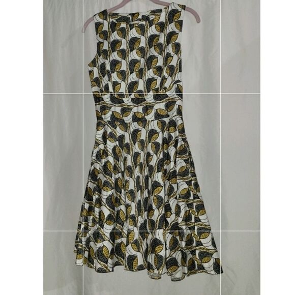 Closet Yellow Leaves Pattern Dress Sleeve less - Picture 1 of 5